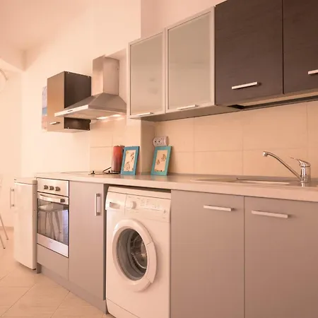 Family Perla アパートホテル