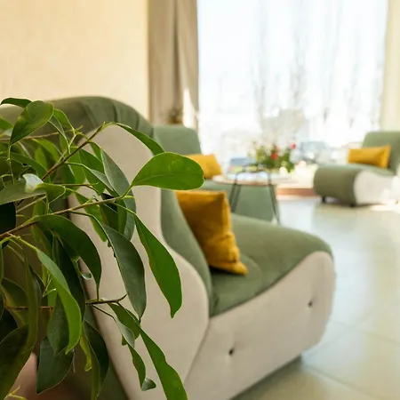 Family Perla アパートホテル