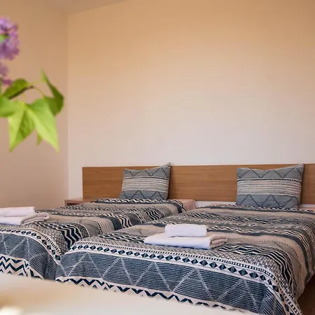 Family Perla アパートホテル