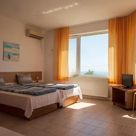 アパートホテル Family Perla