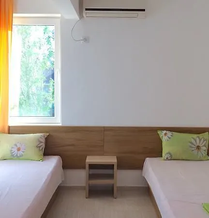 Family Perla アパートホテル